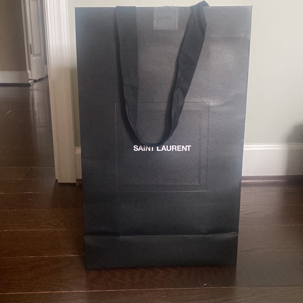 *authentic* Saint Laurent shoppings bags - Picture 3 of 7